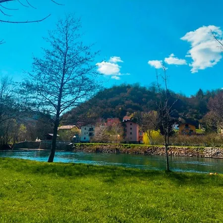 Hacienda Burzic Апартаменты