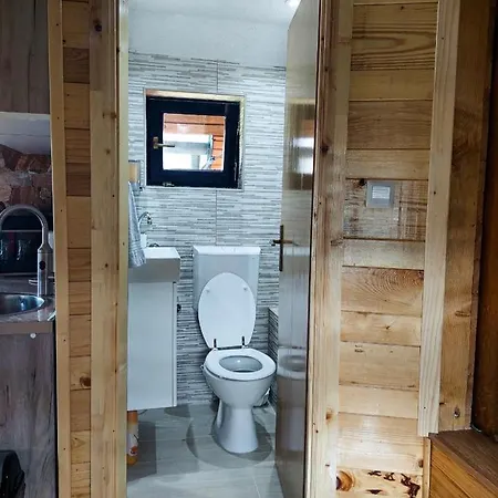 Hacienda Burzic Apartmán *