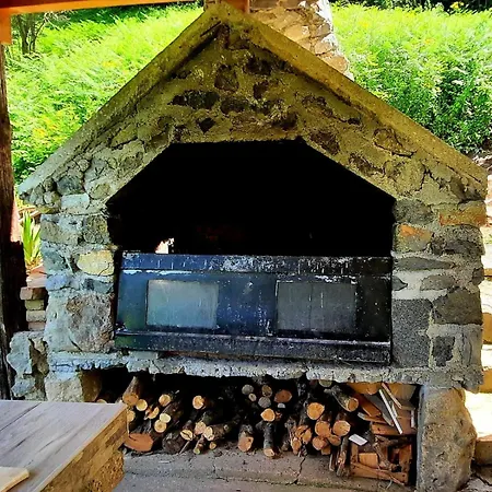 Hacienda Burzic Apartmán *